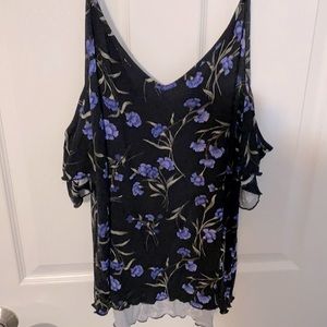 American Eagle Cold Shoulder Top